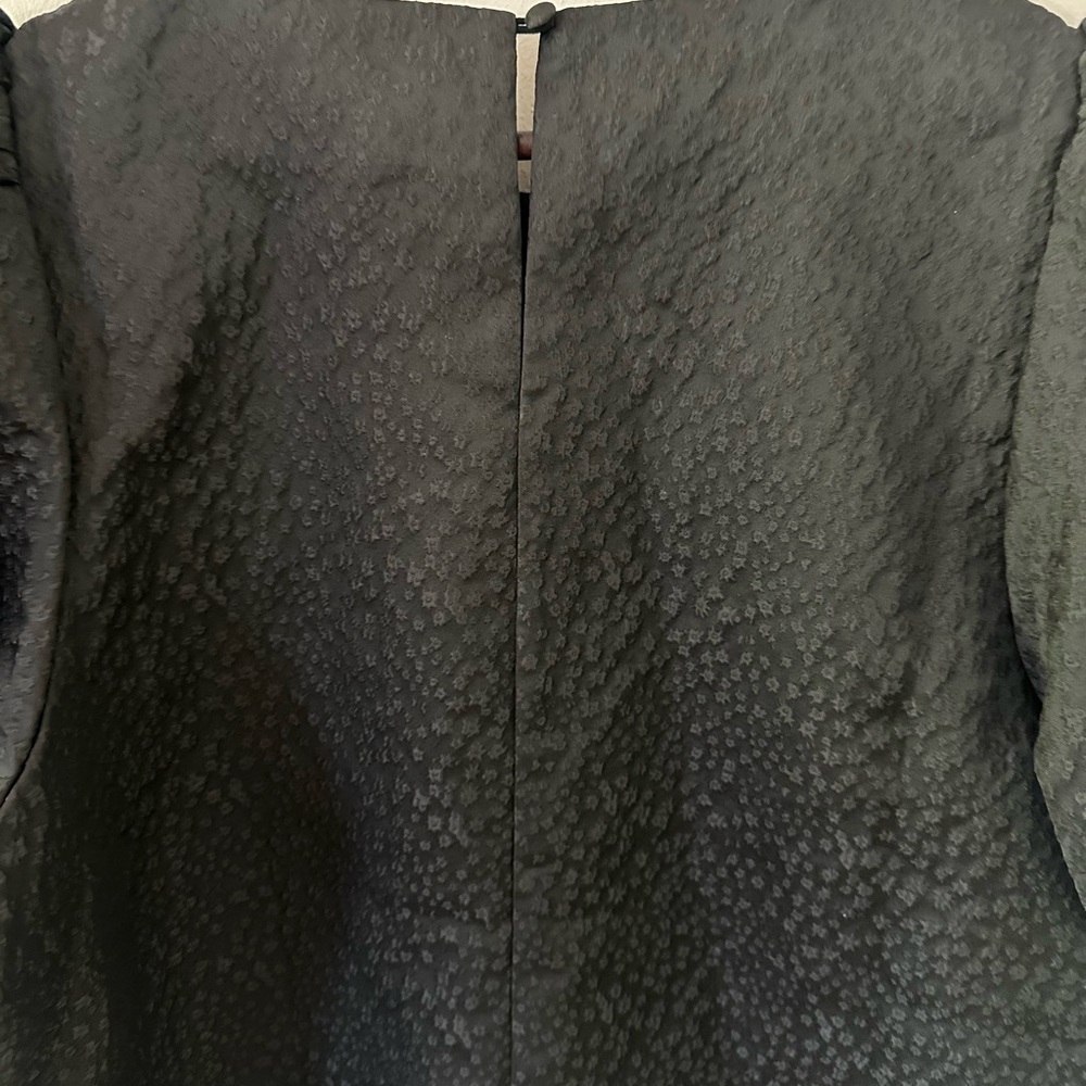 Pomander Place by Tuckernuck Jacquard Lyla Blouse Puff Sleeve Color: Black - Picture 5 of 9